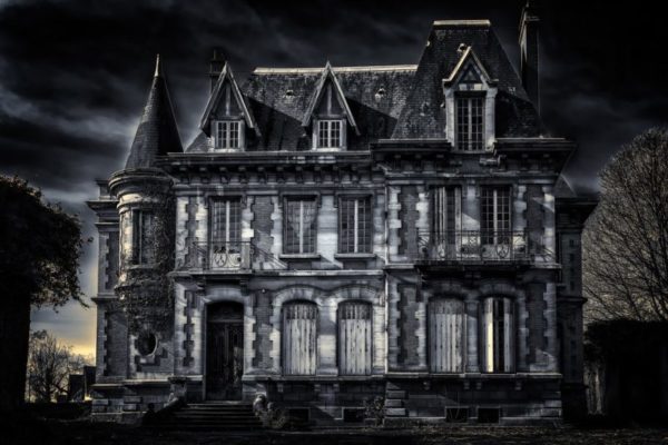 haunted house - pixabay