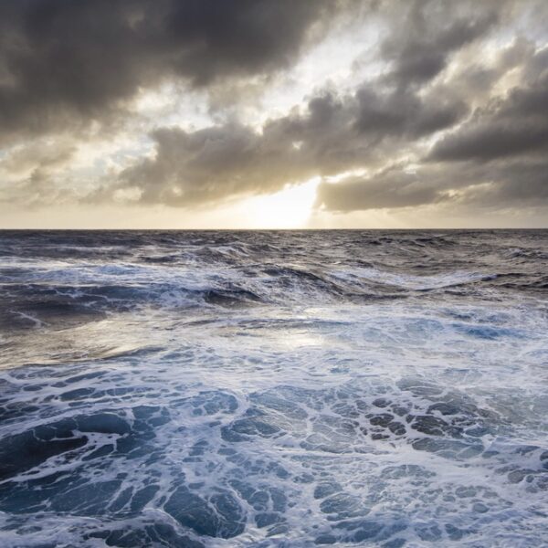 Southern Ocean - Deposit Photos